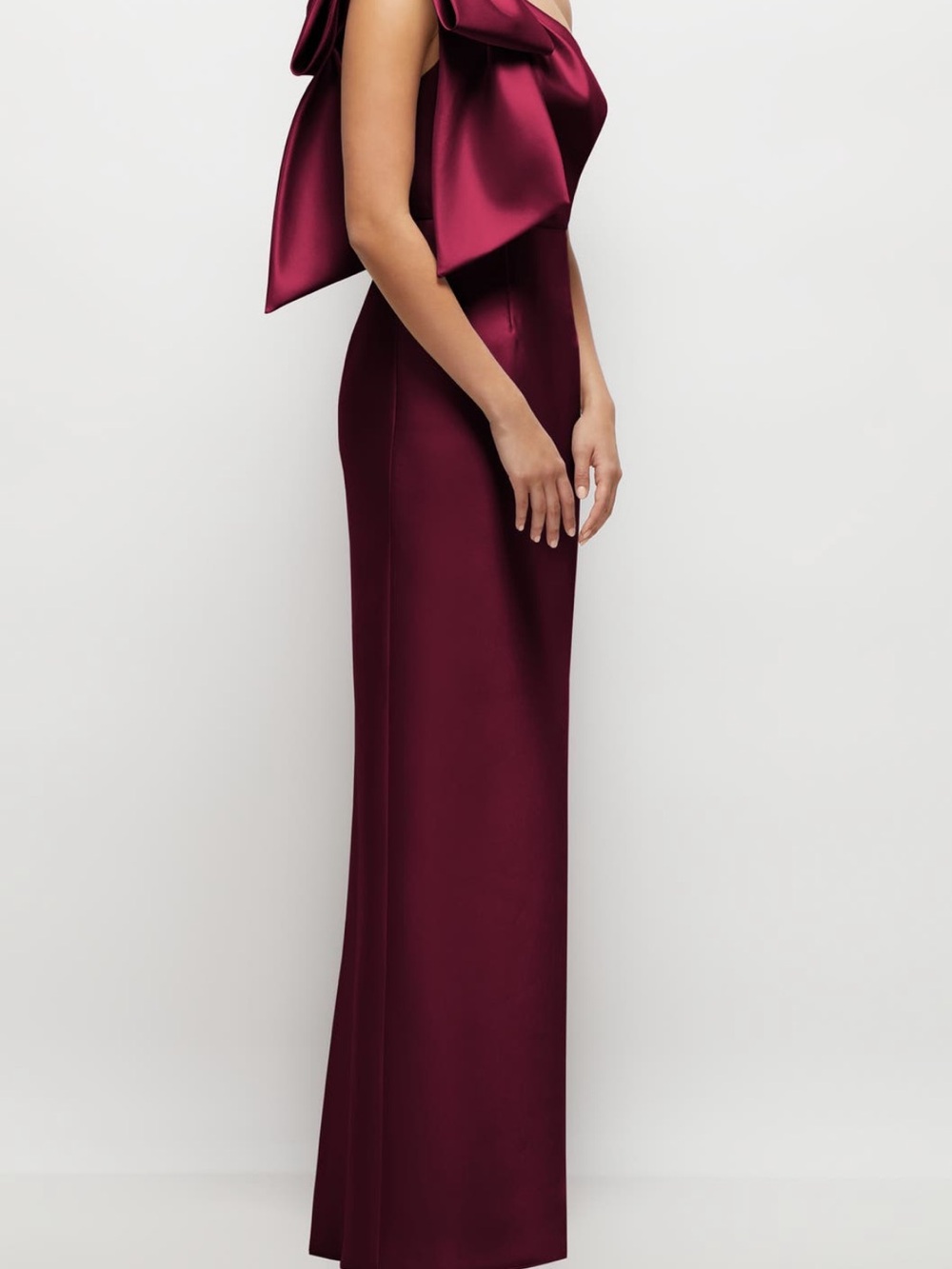 Alfred Sung - One-Shoulder Bow Satin Dress in Burgundy